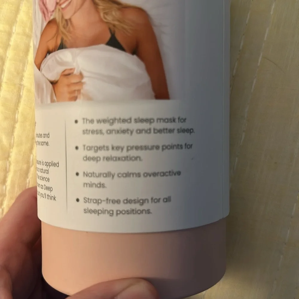 Nodpod Pink Weighted Eye Blanket - Picture 4 of 6